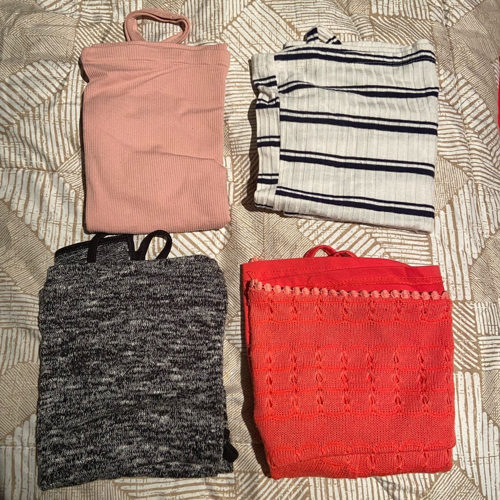 BUNDLE! 4 TOPS FOR 25